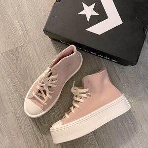 NWT Converse modern lift platform high top pink sneakers